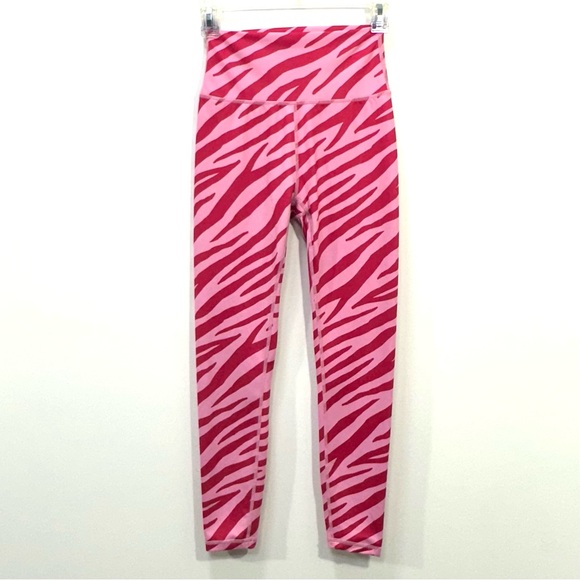 Wilo The Label Activewear Women's Pink Animal Zebra Pint Legging - Picture 2 of 10